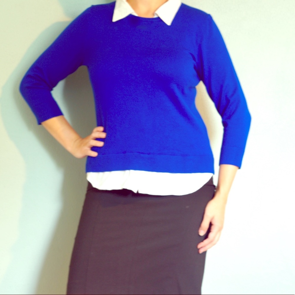 Blue 3/4 inch sleeve collared top